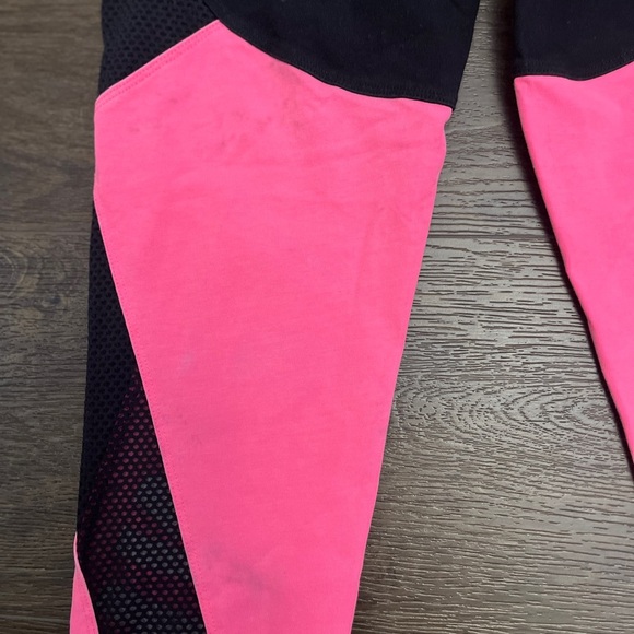 PINK Victoria's Secret Pink Sweatshirt with Floral Design - Picture 16 of 16